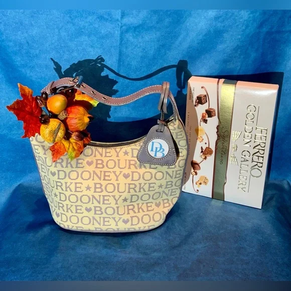 Dooney & Bourke Cream & Lilac Bucket Bag - Picture 16 of 16